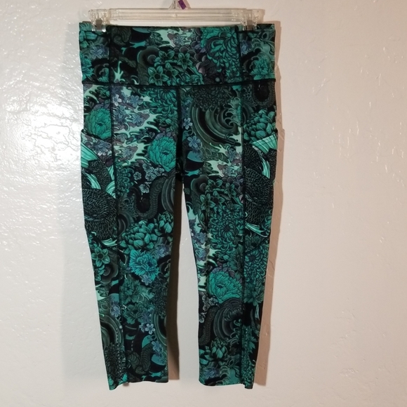 lululemon athletica Pants - lululemon nulux capri pants